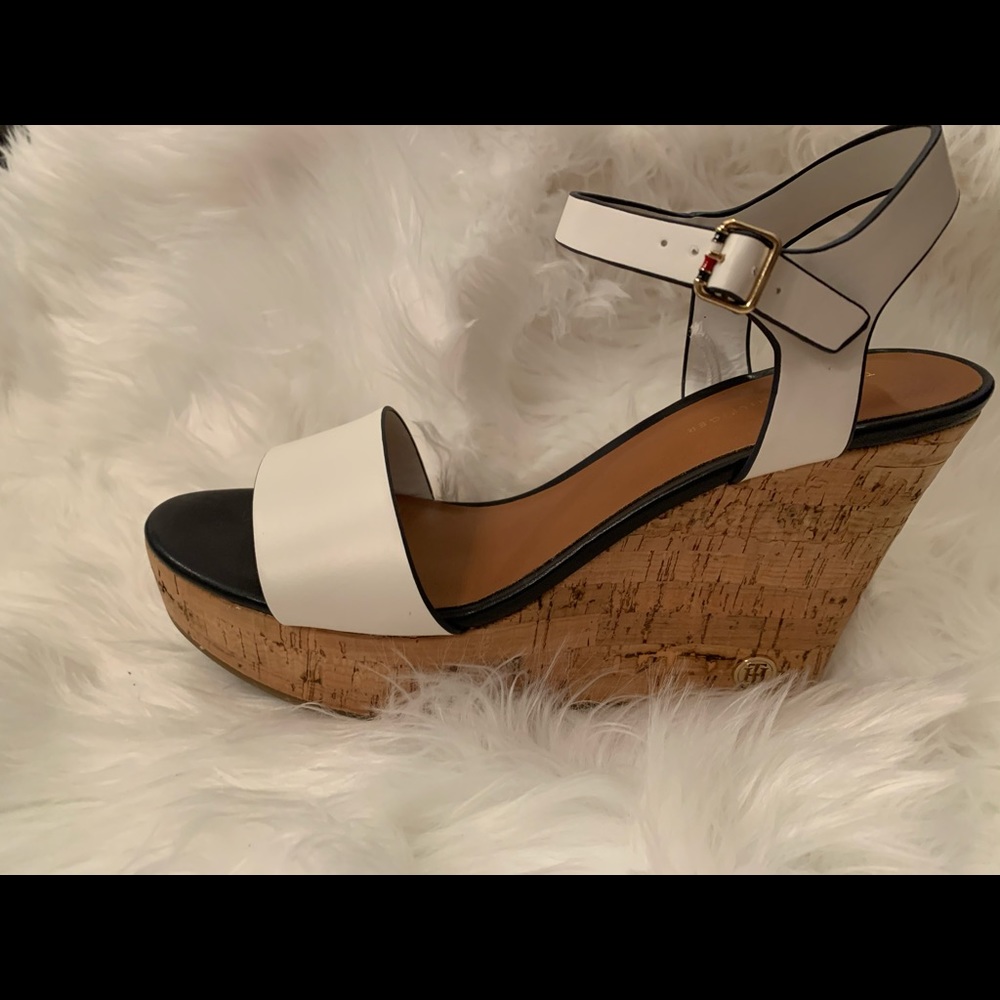 Size 8.5 Tommy Hilfiger Wedges